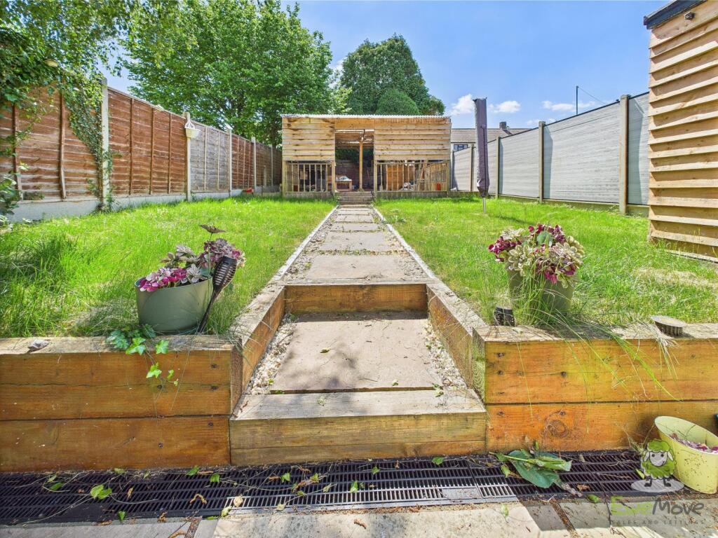 CAM01543G0-PR0129-STILL007