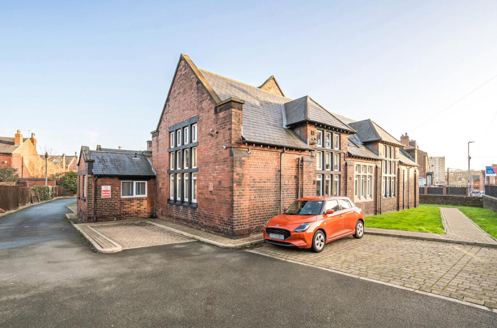 1387945-12-6936e8...