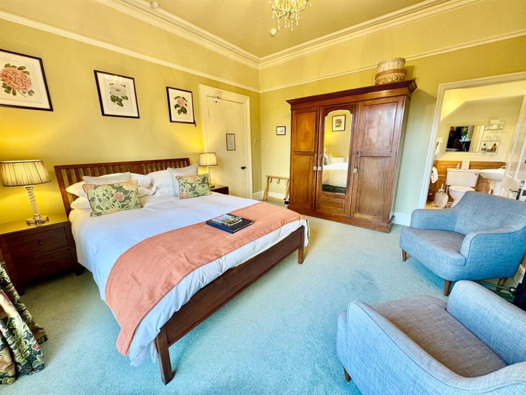 PHOTO-2025-01-07-21-49-10 (43).jpg