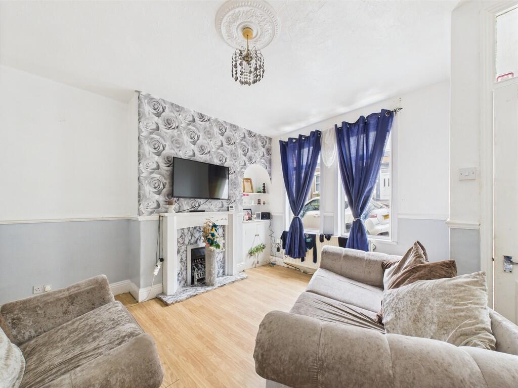 CAM01835G0-PR0203...