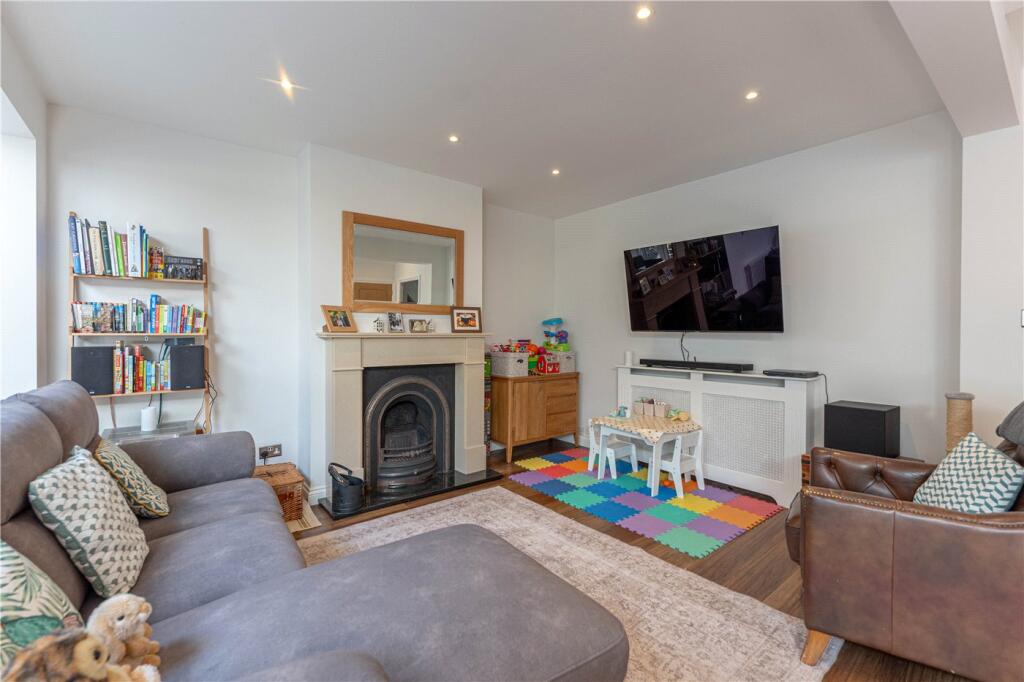 Sitting Room To Hall