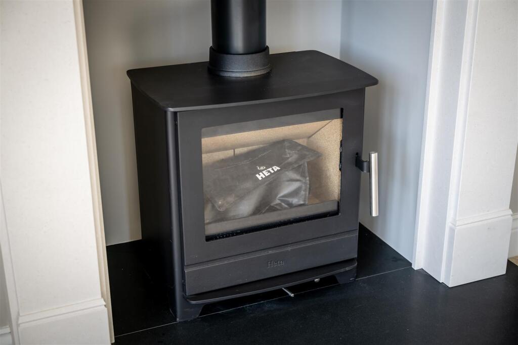 250412 - Halls Close, Braughing - 38.jpg