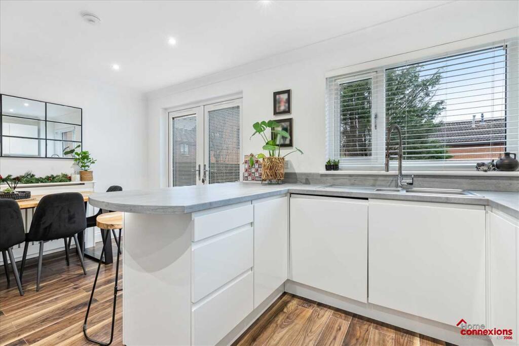 Kitchen Dining (4)