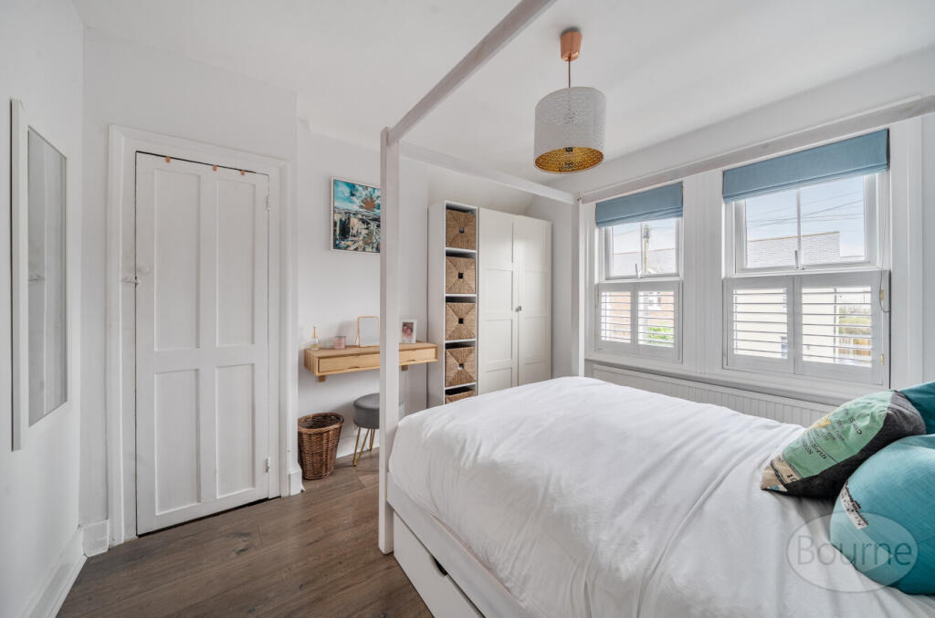 ffe2496e-15ee-42e...