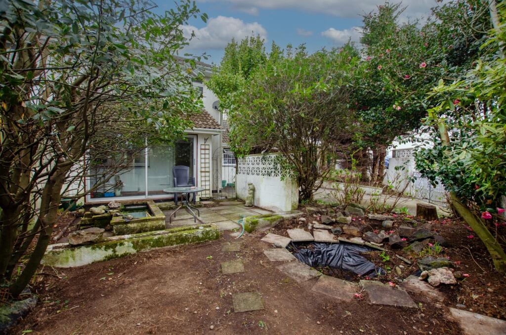 To Book A Viewing Call TPS Lostwithiel on 01208 87