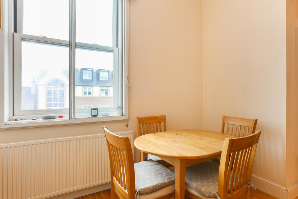 280249 Pheonix Court