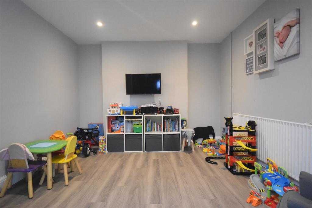 Play room.jpg