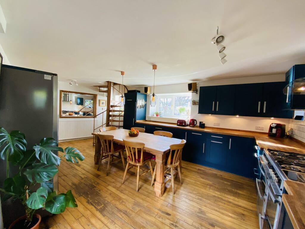 Parkfield Cottage, Moniaive, Thornhill, DG3 4JA - 