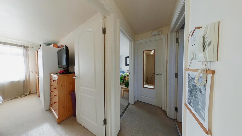 Flat 5 Landing Area