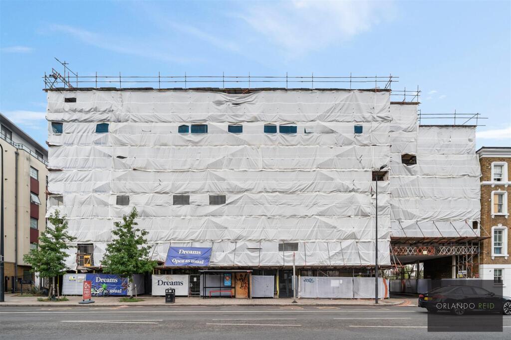 Flat 3, 376 Clapham Road SW9 9AR-12.jpg