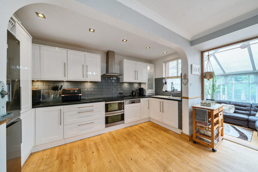 1333158-13-688b73...