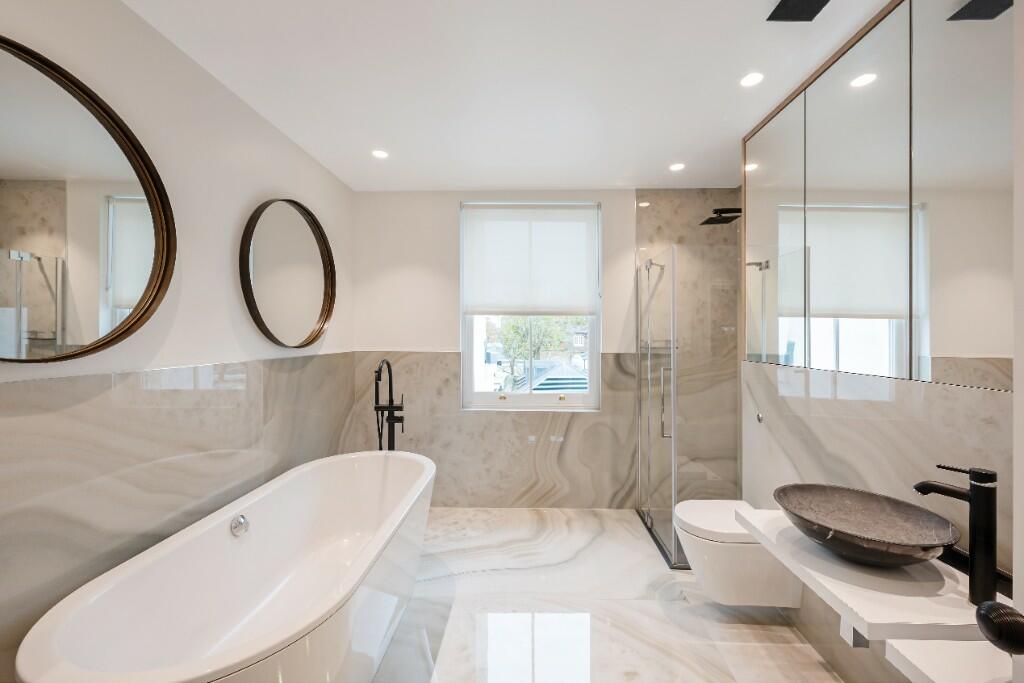 Main Bathroom