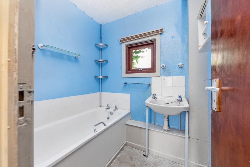 12 Bath Mill Square, Lancaster, Lancashire, LA1 3QG