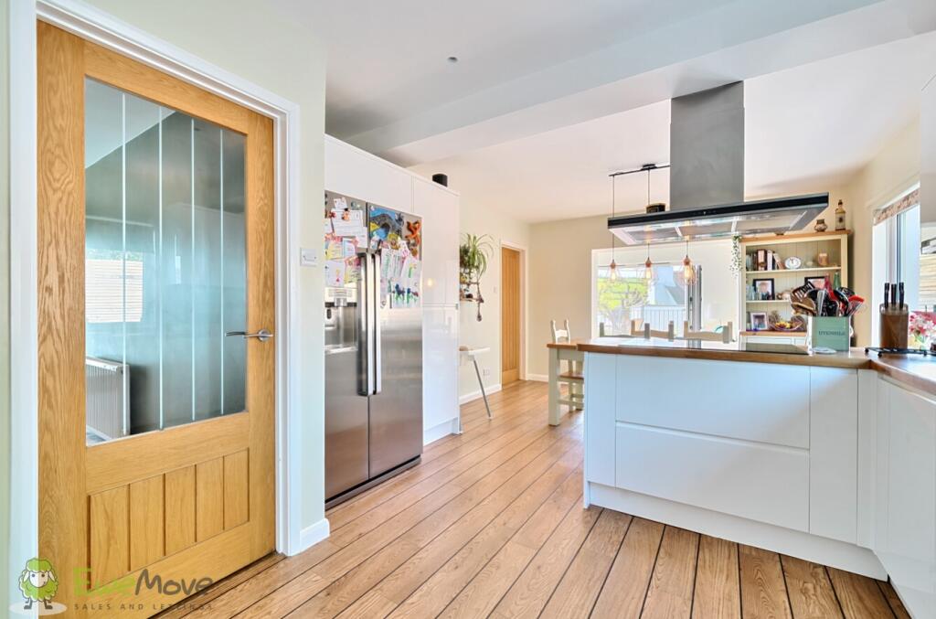 d109c5f0-bd52-4b06-8089-5d9cc51b80e6