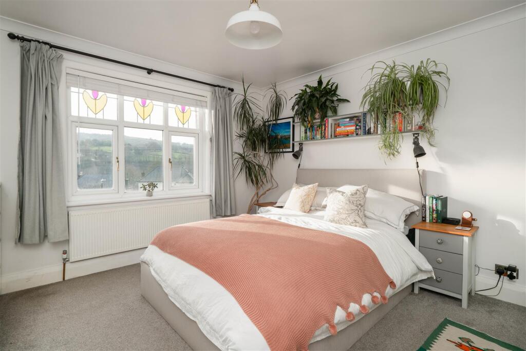 Bedroom3-2.jpg