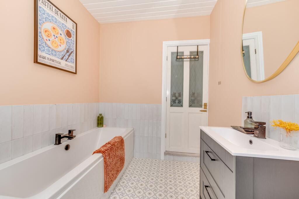 BEDROOMS AND BATHROOMS