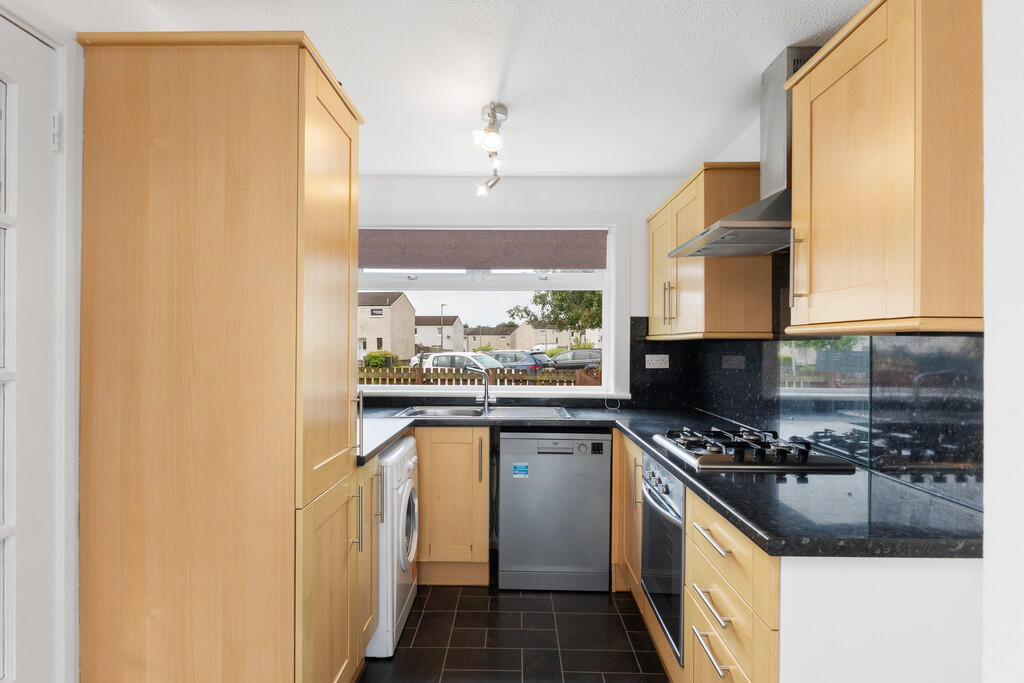 198 Lenzie Avenue...