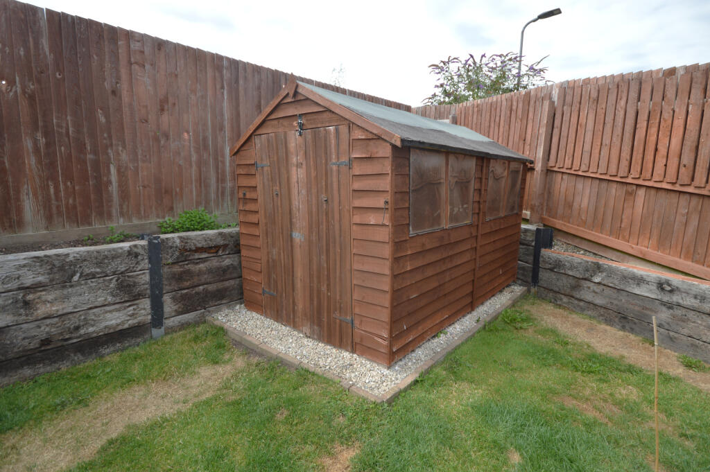 GARDEN SHED