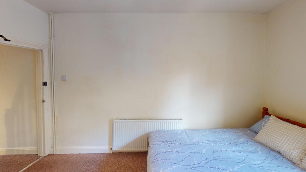 38-Cromwell-Street-Bedroom 5