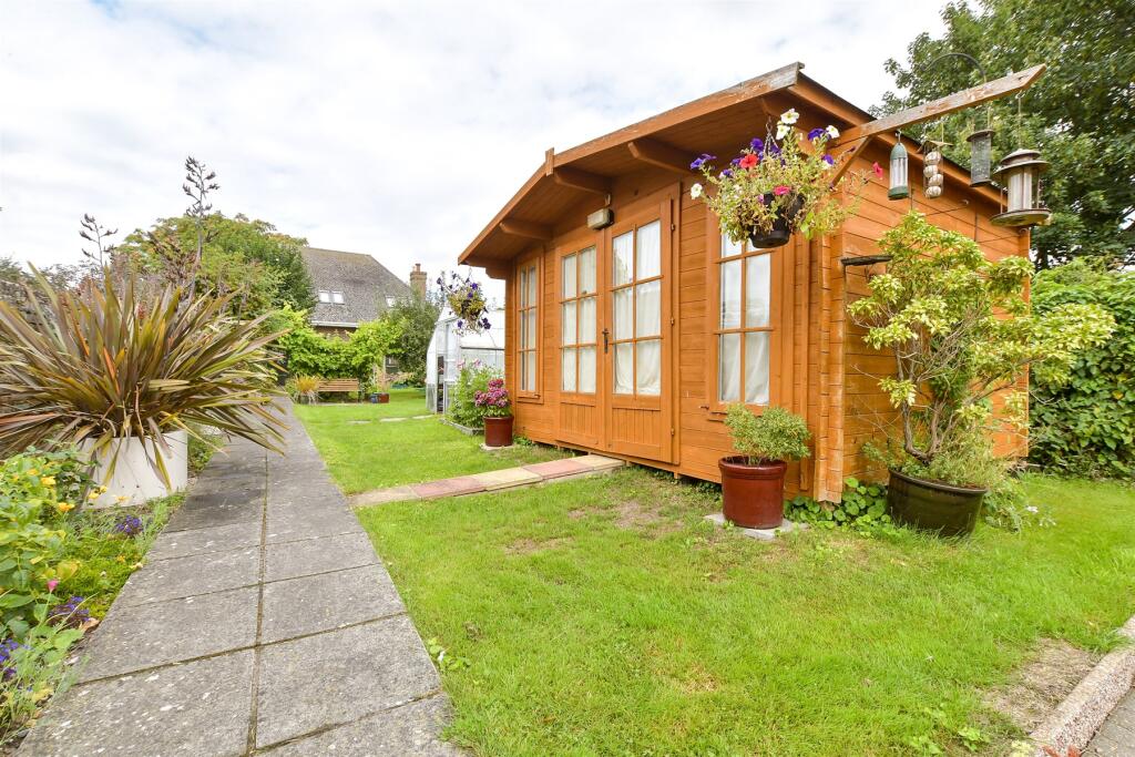 Workshop/Outbuildings