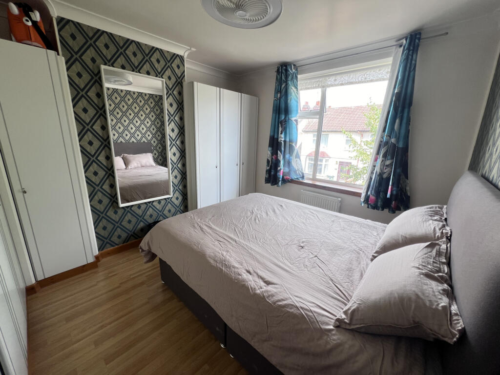 Bed 1