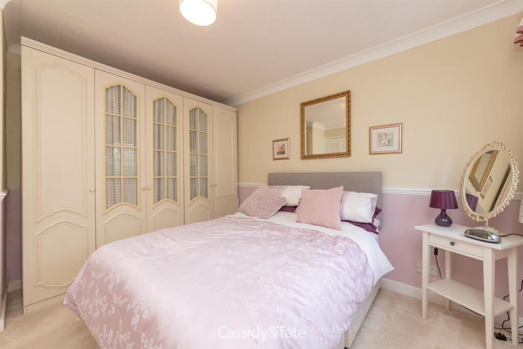 19 Portman Close_02.jpg