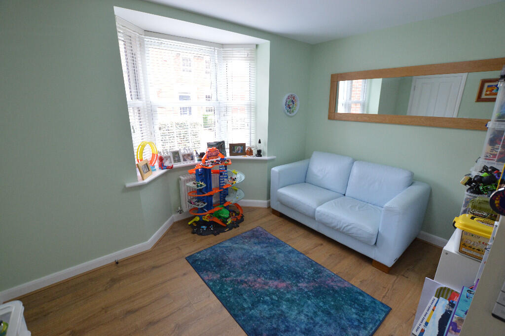 Snug / Play Room