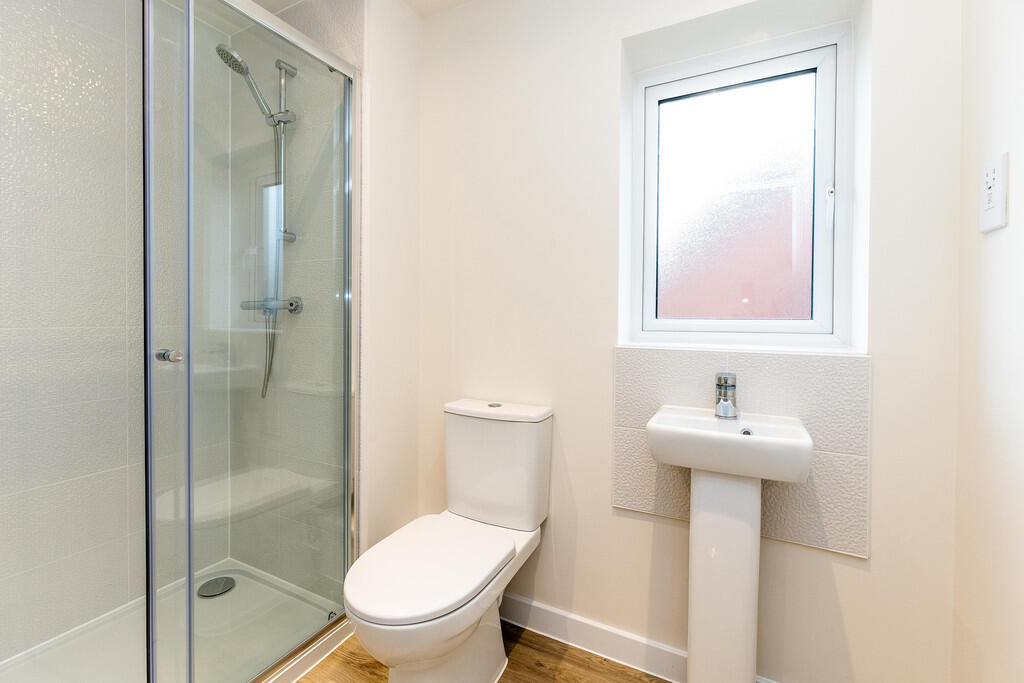 3 Chateau Mews 01...