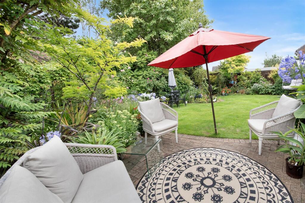 Garden and Seating