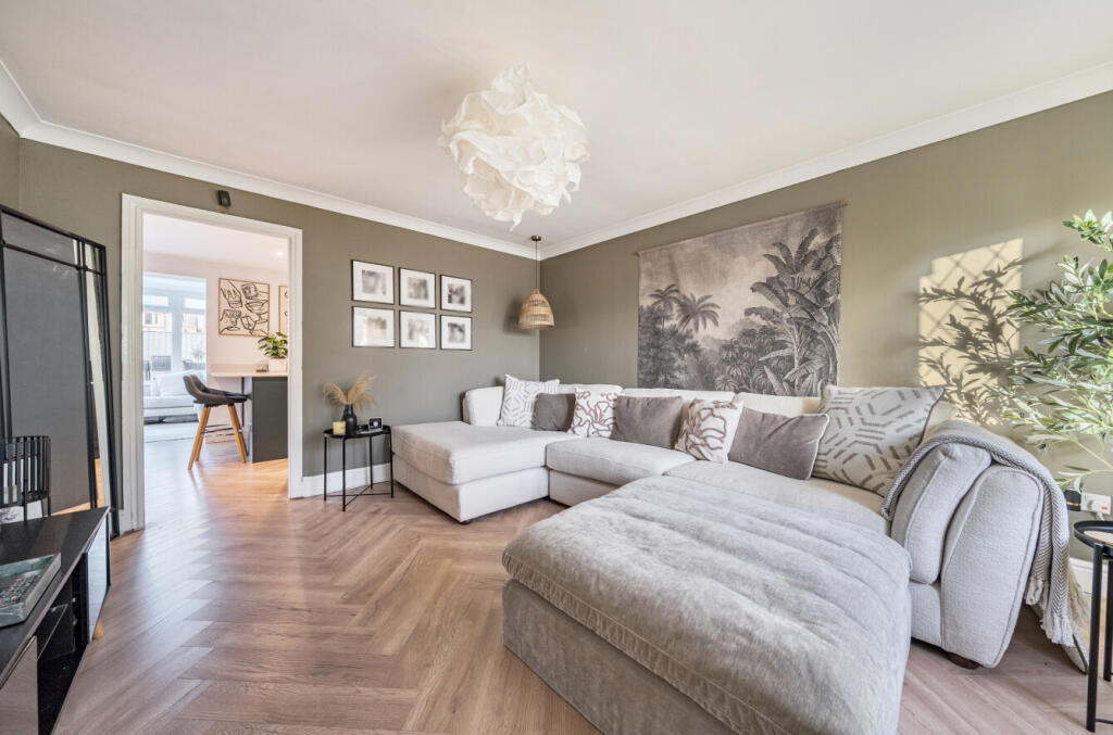 1374622186900f4e8abbc4