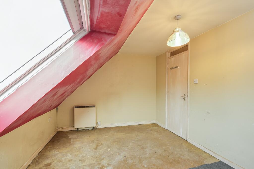 Flat 68, Quartercroft, Pyramid Close, Weston Favell, Northampton, NN3 8DP