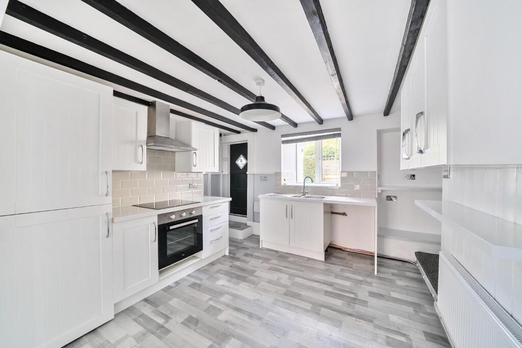 Kitchen corner.jpg