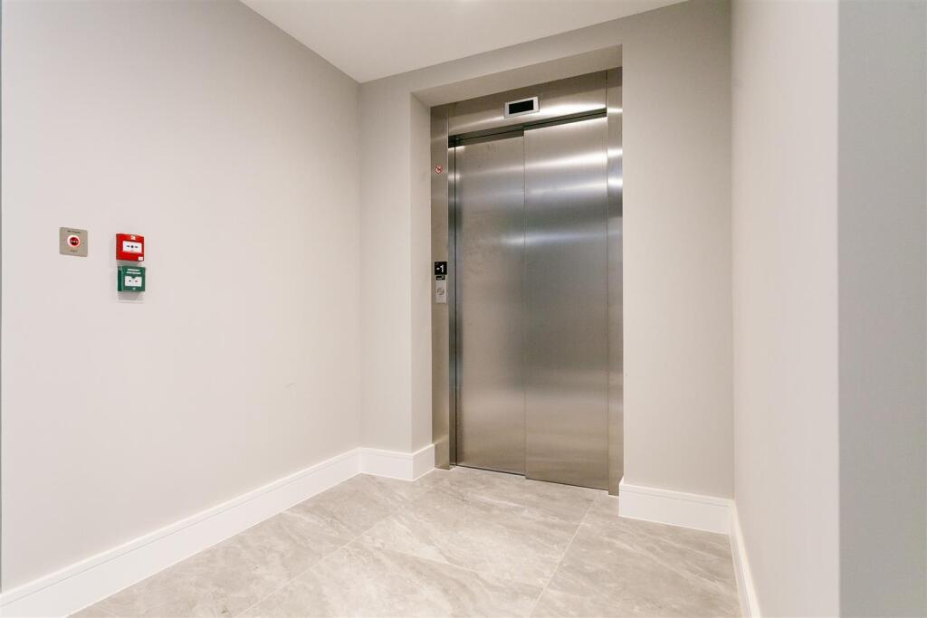 Charnwood House (26).jpg