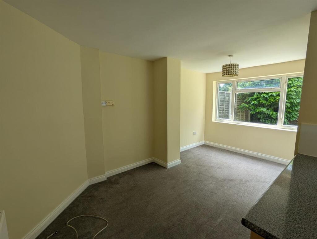 WhatsApp Image 2025-06-12 at 08.52.41 (3).jpeg