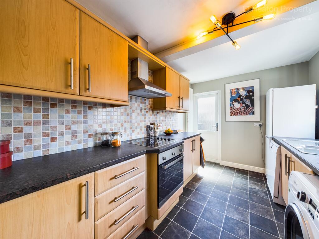 TR106 - KITCHEN