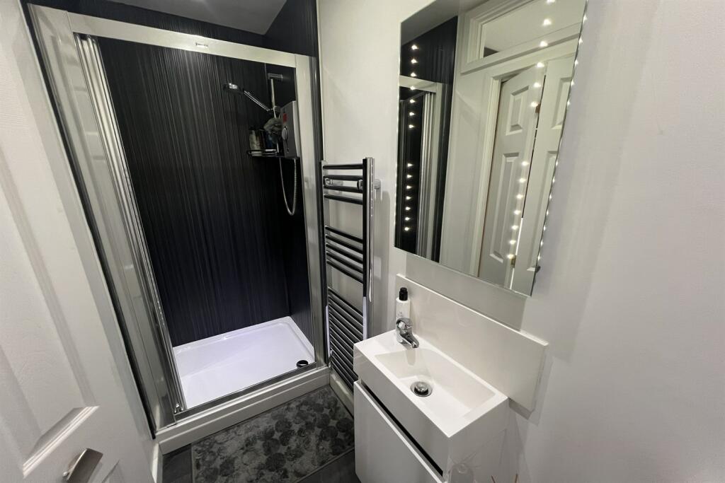 En-suite Shower Room