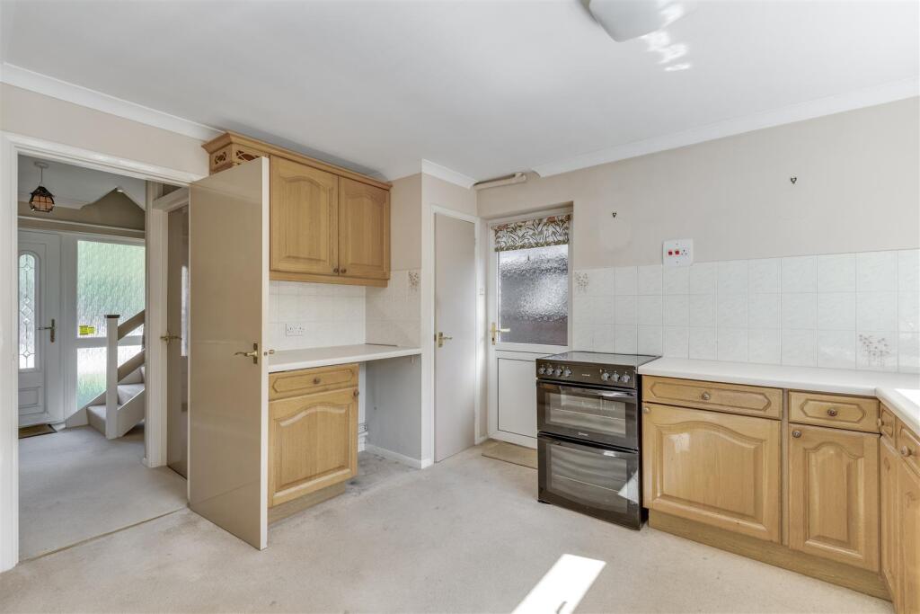 Stevenage Road 6-17.jpg