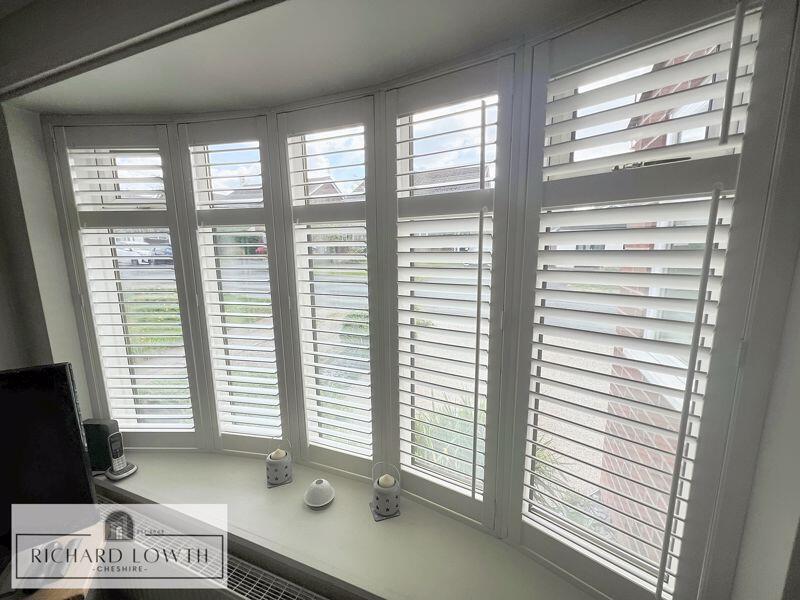Feature Shutters