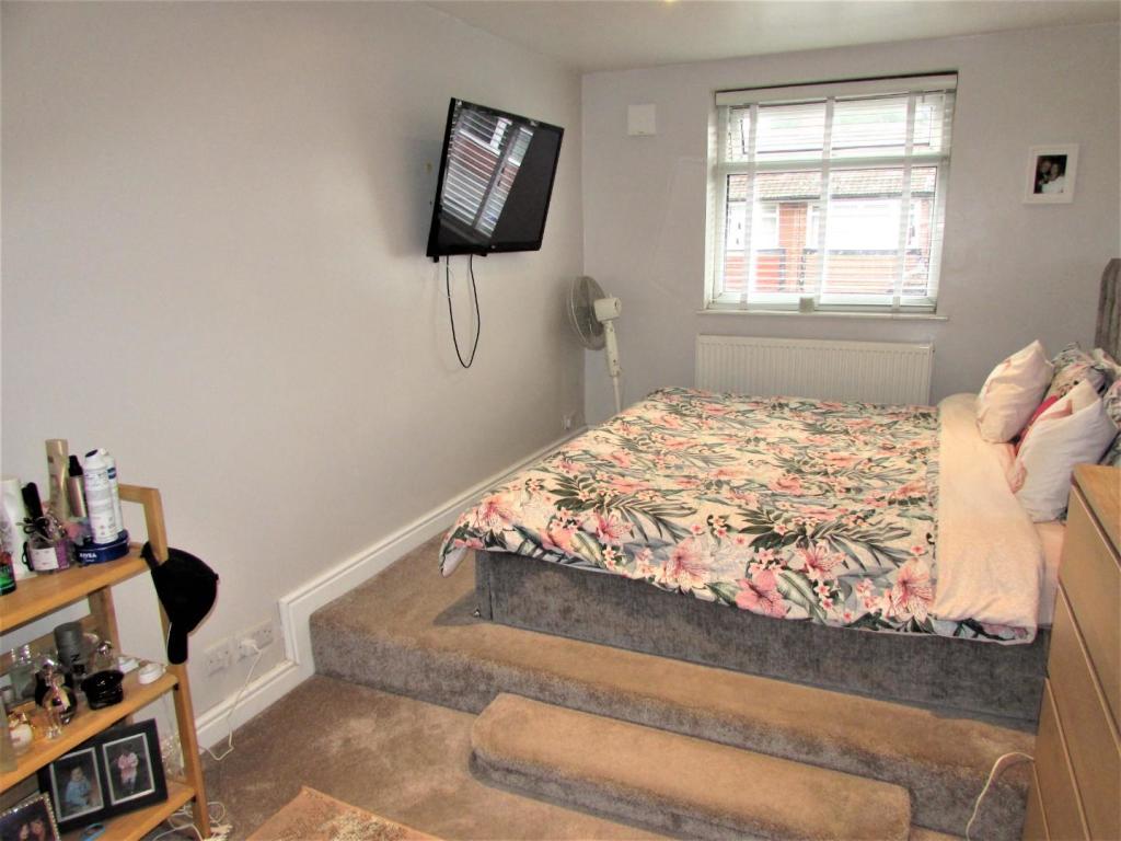 AshtonCres26bed1.JPG