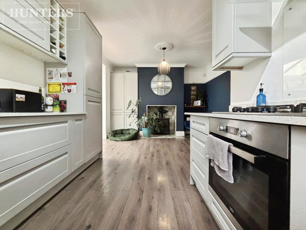 pbox-kitchen-343852.JPG