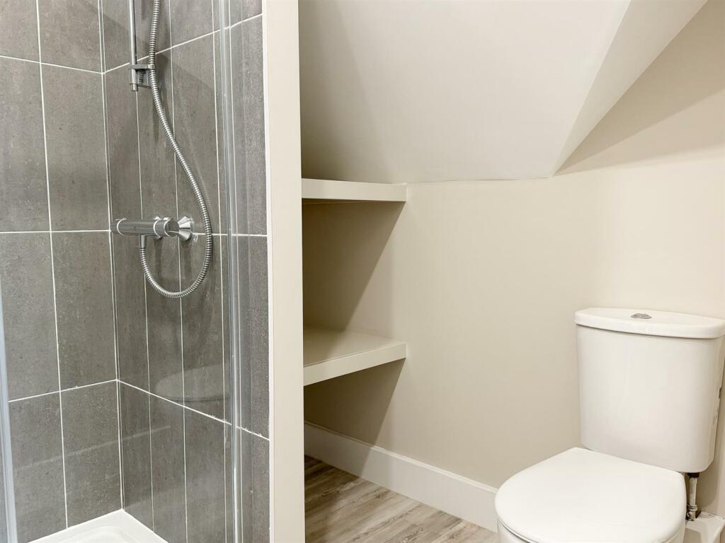 6A Staion Rd Desborough-60.jpg