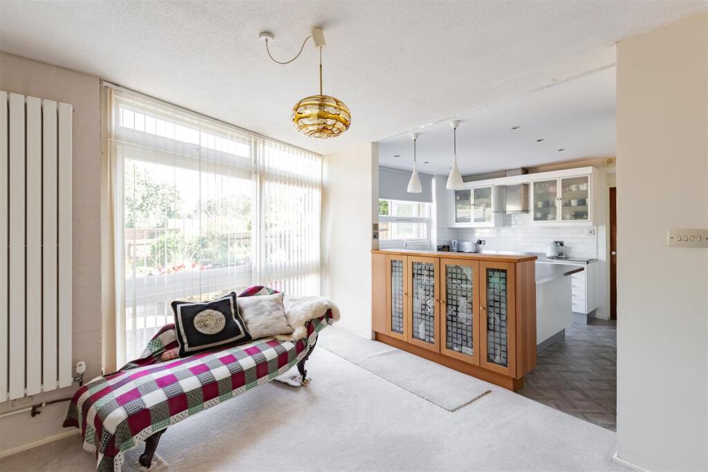 Dining Area/Kitchen
