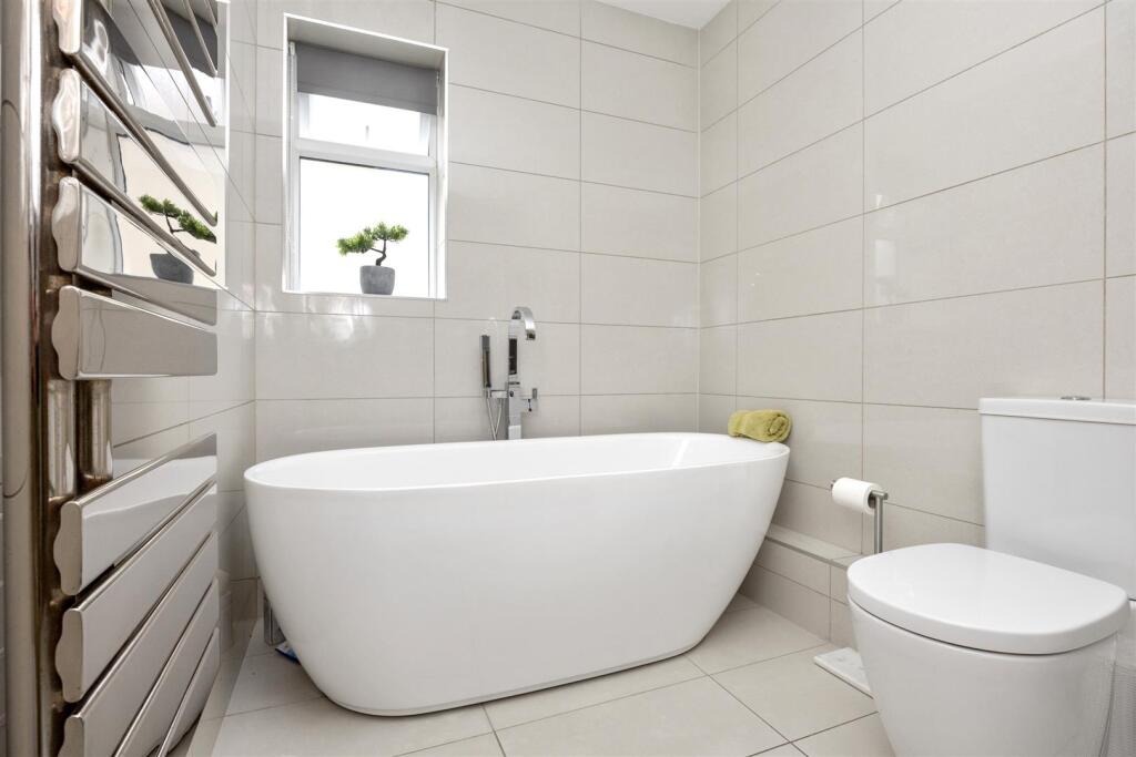 Bath and Shower Room