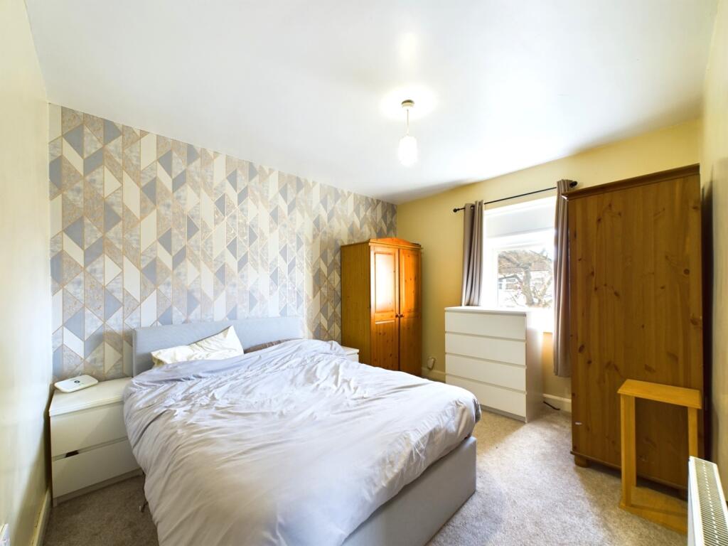 CAM02195G0-PR0055-STILL007