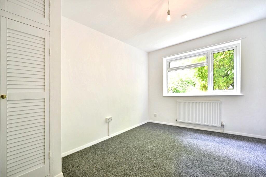 Flat 27, The Hill, Church Hill, Caterham, CR3 6SD