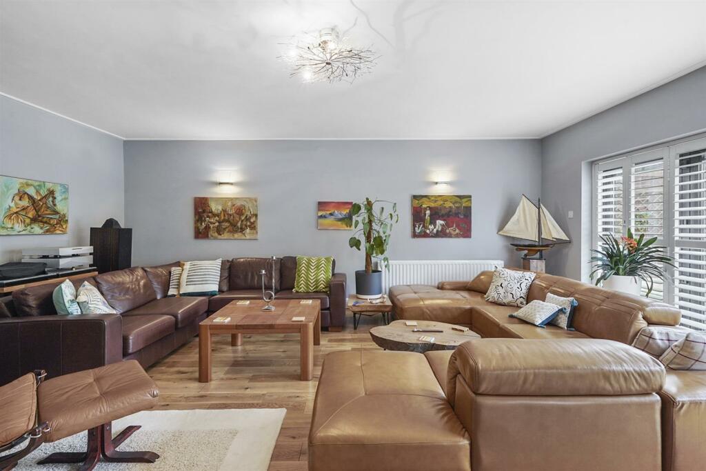 30 Amery Road - Oh6ndTIBPO5x7RG9H6iT.jpg