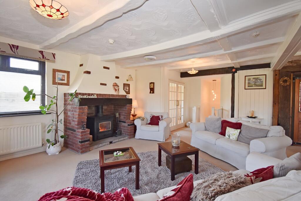 Living/Dining Room