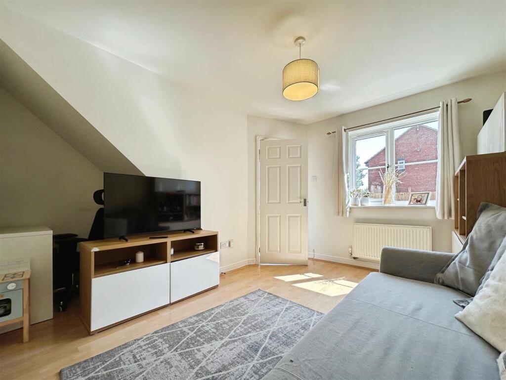 1afe9124--4FA4-9AFC-AD3101CFD222-43586-00001C7061A