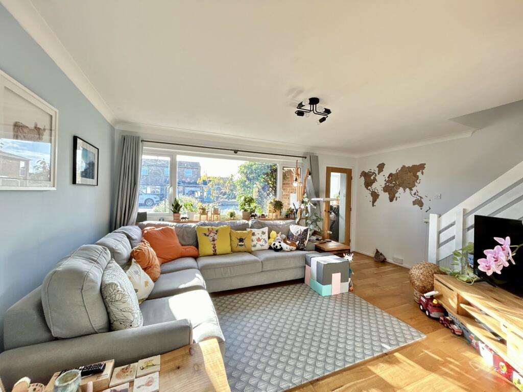 lounge 1