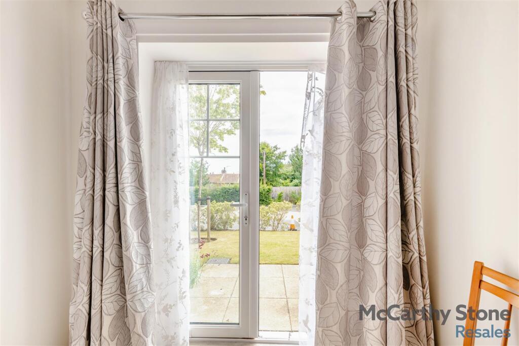 8654745-interior12.jpg